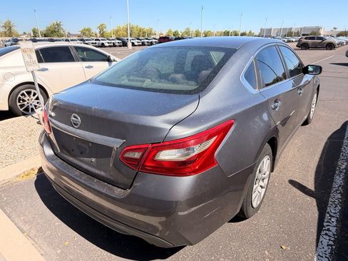 Used 2018 Nissan Altima 2.5 S w/ S Convenience Package FWD image 5