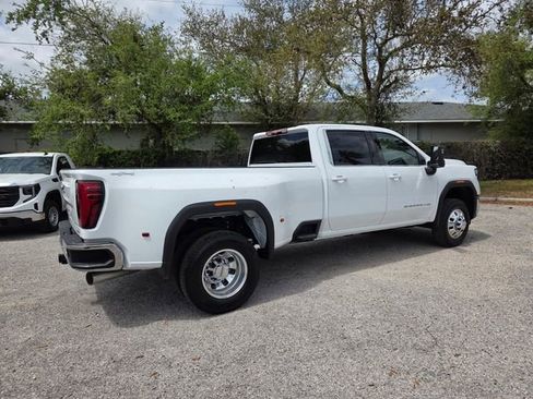 New 2026 GMC Sierra 3500 SLE w/ SLE Value Package image 14