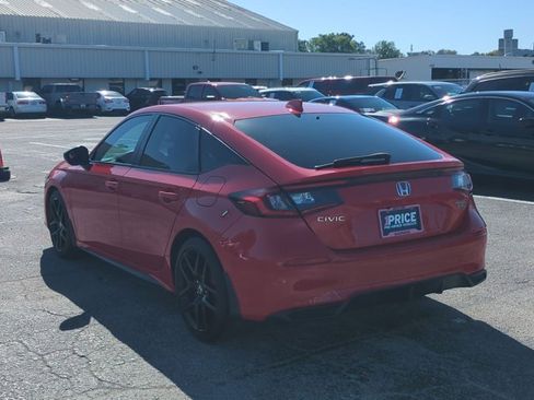 Used 2023 Honda Civic Sport image 8
