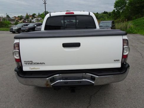 Used 2011 Toyota Tacoma 4x4 Double Cab w/ TRD Off-Road Pkg image 7