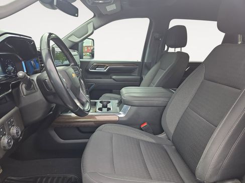 Used 2024 Chevrolet Silverado 2500 LT w/ All Star Edition AWD/4WD image 9