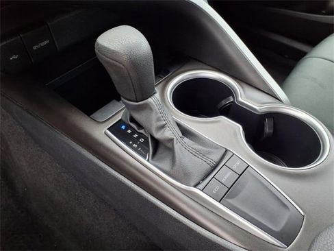 Used 2024 Toyota Camry LE image 13