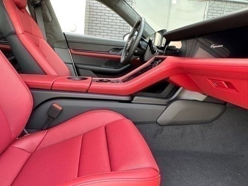 New 2023 Porsche Taycan Cross Turismo image 22