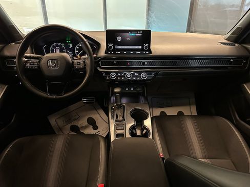 Used 2025 Honda Civic Sport image 9