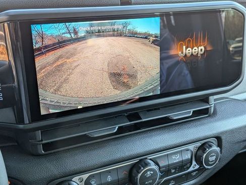 New 2026 Jeep Wrangler Willys AWD/4WD image 21