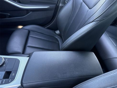 Used 2022 BMW 330i Sedan image 19