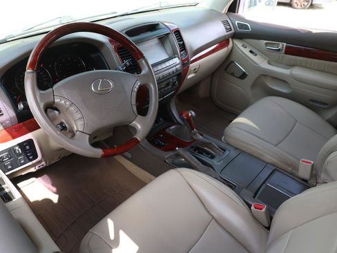 Used 2009 Lexus GX 470 AWD/4WD image 4
