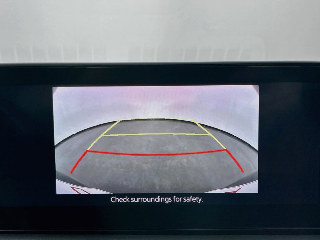 Used 2022 MAZDA MAZDA3 s FWD image 19