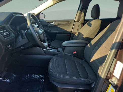 Used 2023 Ford Escape Active w/ Tech Pack #2 FWD image 18
