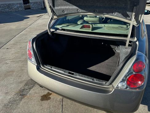 Used 2006 Nissan Altima 3.5 SE w/ (X01) Leather Pkg image 30
