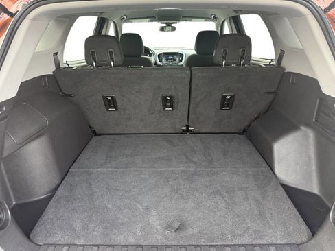 Used 2019 GMC Terrain SLE w/ Driver Convenience Package image 10