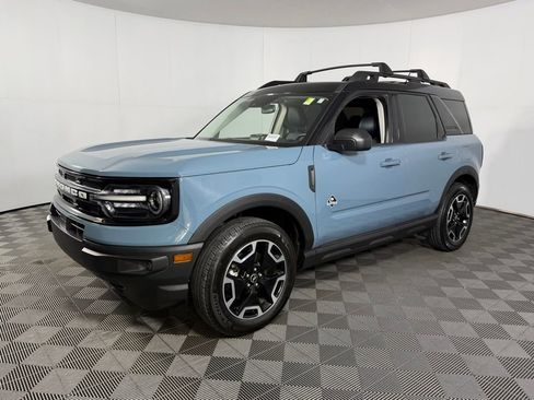 Used 2023 Ford Bronco Sport Outer Banks w/ Tech Package image 4