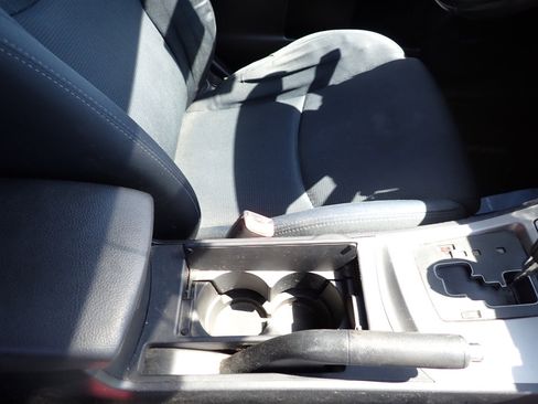 Used 2010 MAZDA MAZDA3 s Sport image 30