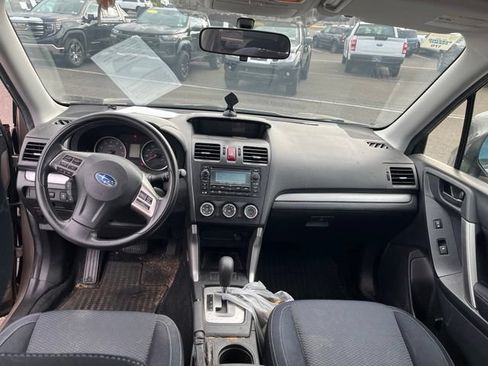 Used 2015 Subaru Forester 2.5i w/ Alloy Wheel Package AWD/4WD image 9
