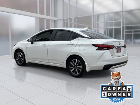 Certified 2025 Nissan Versa SV w/ Trunk Package FWD image 4