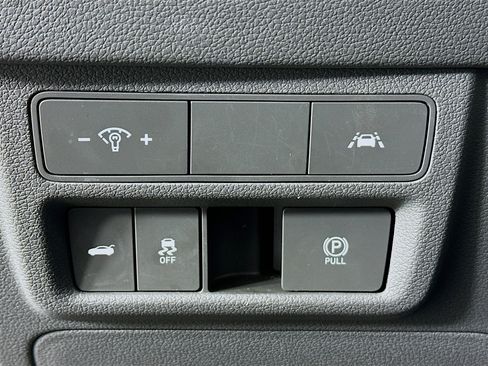 Used 2021 Hyundai Sonata Limited image 17