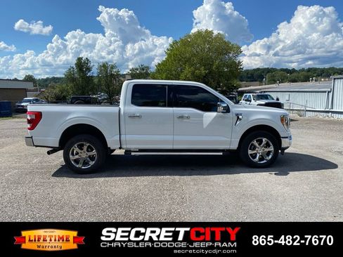 Used 2023 Ford F150 Lariat w/ Trailer Tow Package AWD/4WD image 4