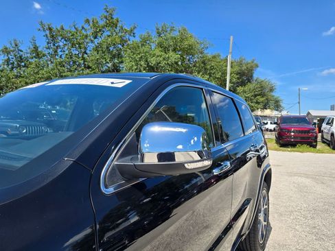 Used 2021 Jeep Grand Cherokee Overland RWD image 10