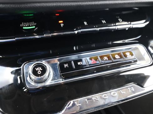 Used 2024 Lincoln Corsair FWD image 24