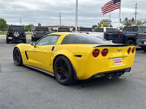 Used 2007 Chevrolet Corvette Z06 w/ Preferred Equipment Group RWD image 5