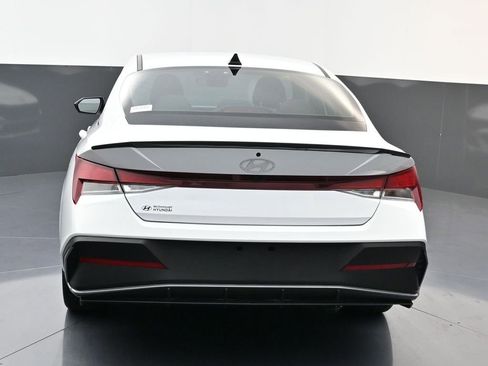 Certified 2025 Hyundai Elantra Sport image 4