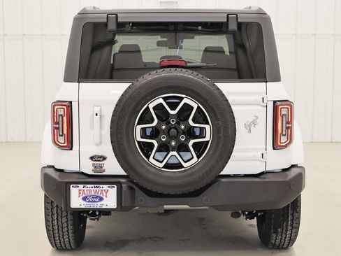 New 2025 Ford Bronco Outer Banks image 7