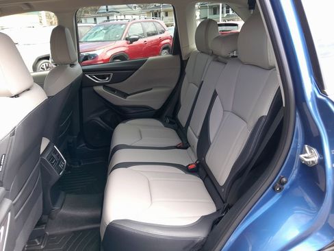 Used 2021 Subaru Forester Limited AWD/4WD image 31