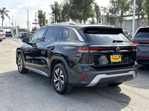 New 2026 Volkswagen Tiguan S image 3