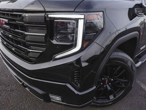 Used 2022 GMC Sierra 1500 Elevation image 42