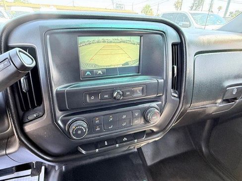 Used 2018 Chevrolet Silverado 1500 W/T w/ Trailering Package RWD image 13