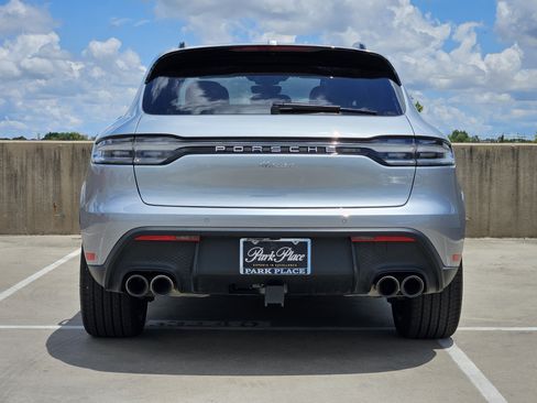 Certified 2026 Porsche Macan AWD/4WD image 7