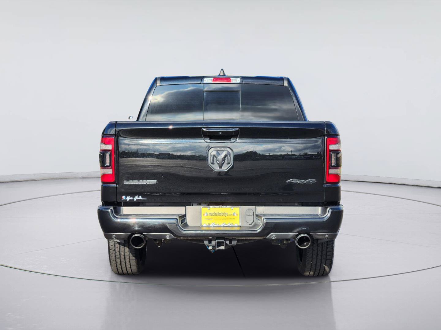 Used 2022 RAM 1500 Laramie AWD/4WD image 7