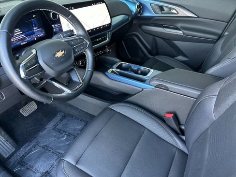 Used 2024 Chevrolet Equinox EV LT FWD image 10