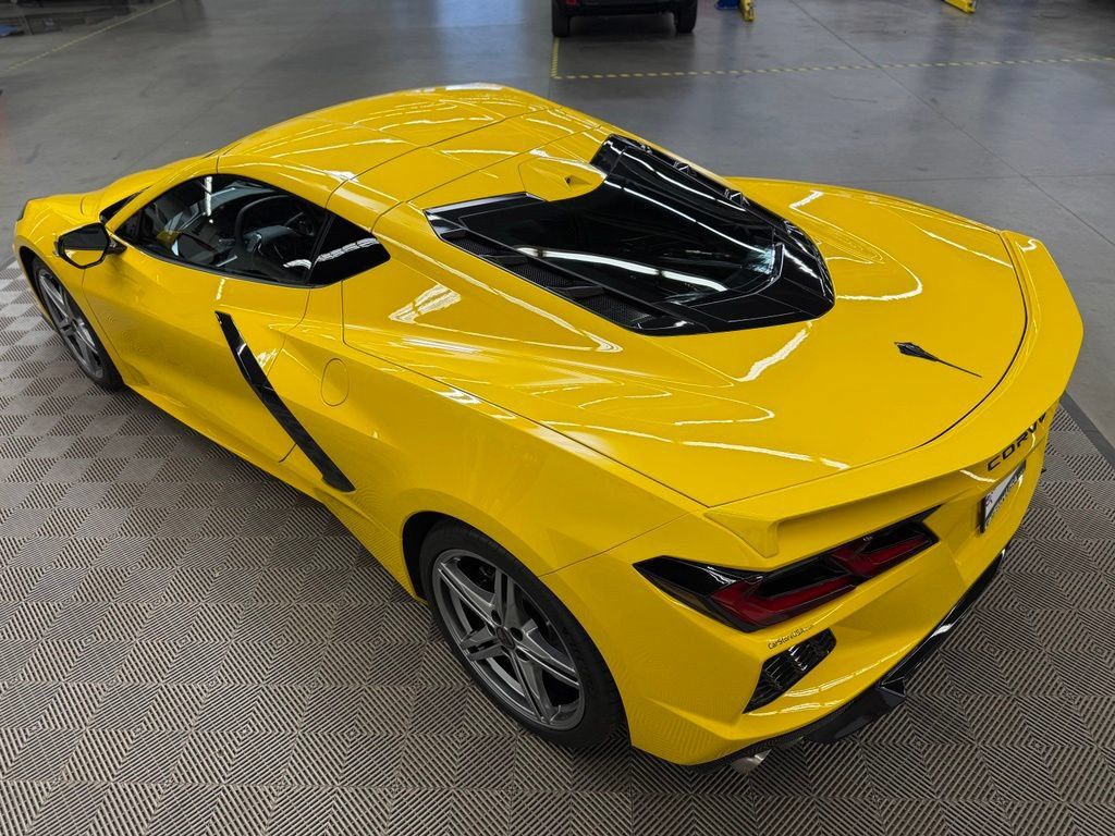 Used 2026 Chevrolet Corvette Stingray Coupe w/ 1LT RWD image 11