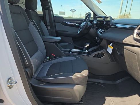 New 2026 Chevrolet TrailBlazer LT w/ LT Cold Weather Package image 15