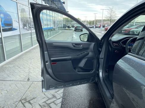 Used 2024 Ford Escape Active w/ Cold Weather Package image 22