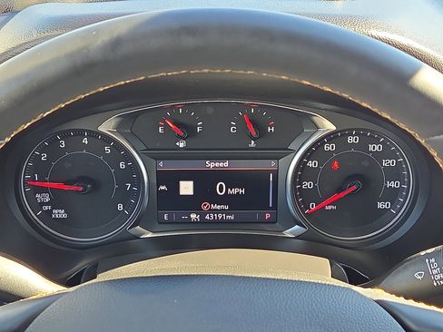 Used 2024 GMC Terrain AT4 w/ Infotainment Package II image 23