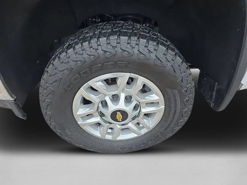 Used 2023 Chevrolet Silverado 2500 LT w/ Gooseneck/5TH Wheel Package AWD/4WD image 10