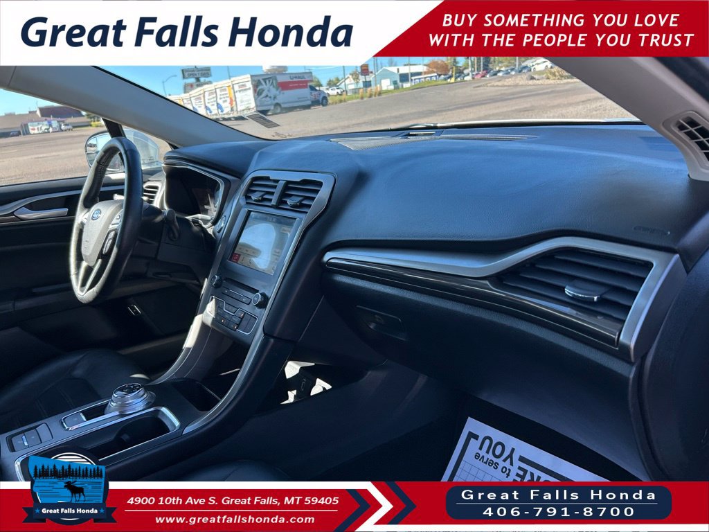 Used 2017 Ford Fusion Energi SE FWD image 31