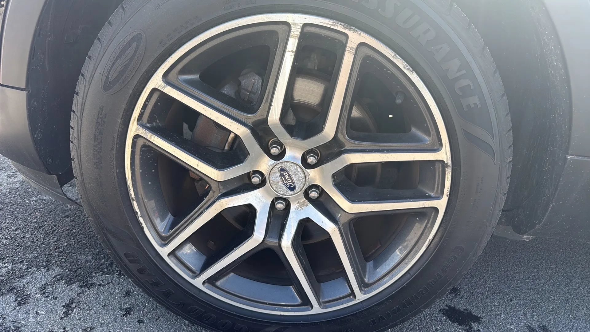 Used 2019 Ford Explorer Sport AWD/4WD image 12