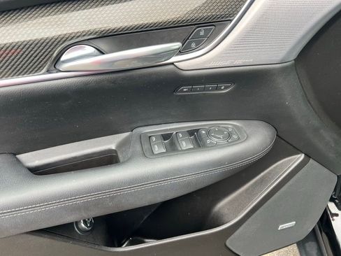 Used 2021 Cadillac XT5 Sportv w/ LPO, Floor Liner Package image 20