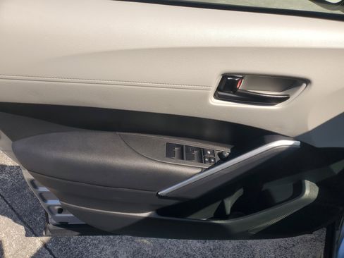 Certified 2024 Toyota Corolla Cross L FWD image 18
