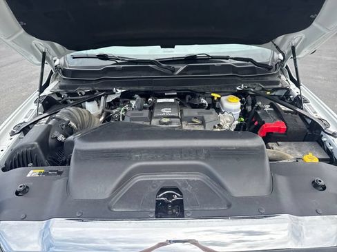 Used 2024 RAM 3500 Laramie w/ Safety Group AWD/4WD image 18