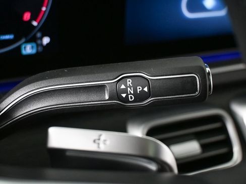 New 2026 Mercedes-Benz GLE 450 4MATIC image 16