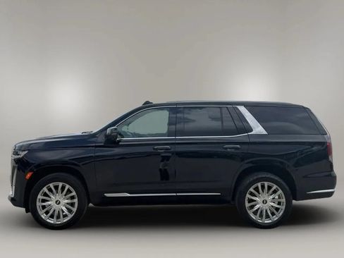 Used 2023 Cadillac Escalade Premium Luxury w/ LPO, Floor Liner Package AWD/4WD image 4