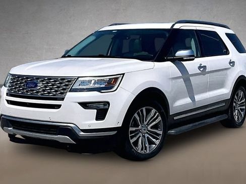 Used 2018 Ford Explorer Platinum AWD/4WD image 1
