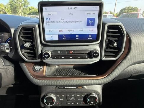 Certified 2021 Ford Bronco Sport Outer Banks AWD/4WD image 11