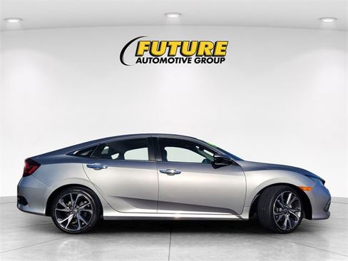 Used 2020 Honda Civic Touring image 3