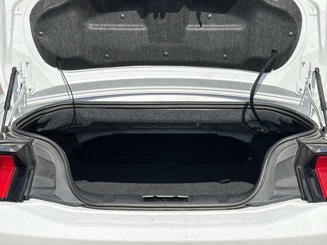 Used 2025 Ford Mustang Premium RWD image 30