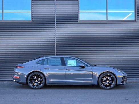 New 2026 Porsche Panamera 4 image 8